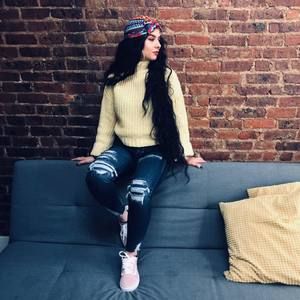 Meet your Posher, Gabi